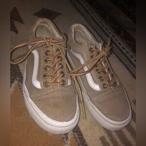 LAST CHANCE 3.5/W5 tan vans with leather laces